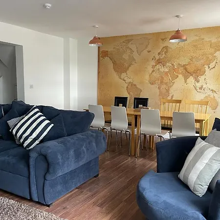 Harcourt Place Apartment Scarborough