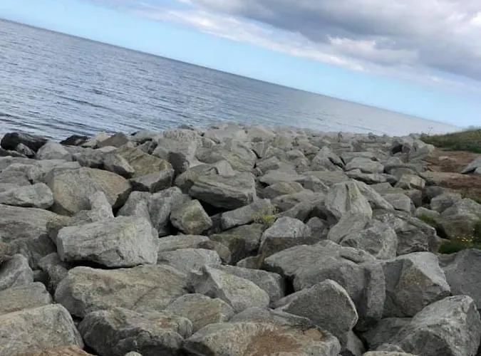 Harcourt Place Apartment *