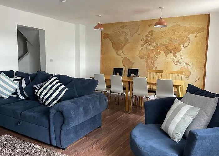 Harcourt Place Apartment Scarborough