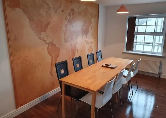 Apartment Harcourt Place