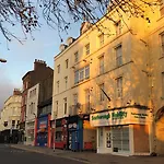 Harcourt Place *