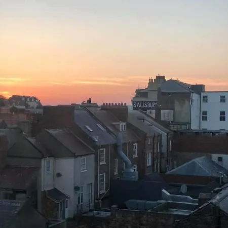 Harcourt Place Apartment Scarborough